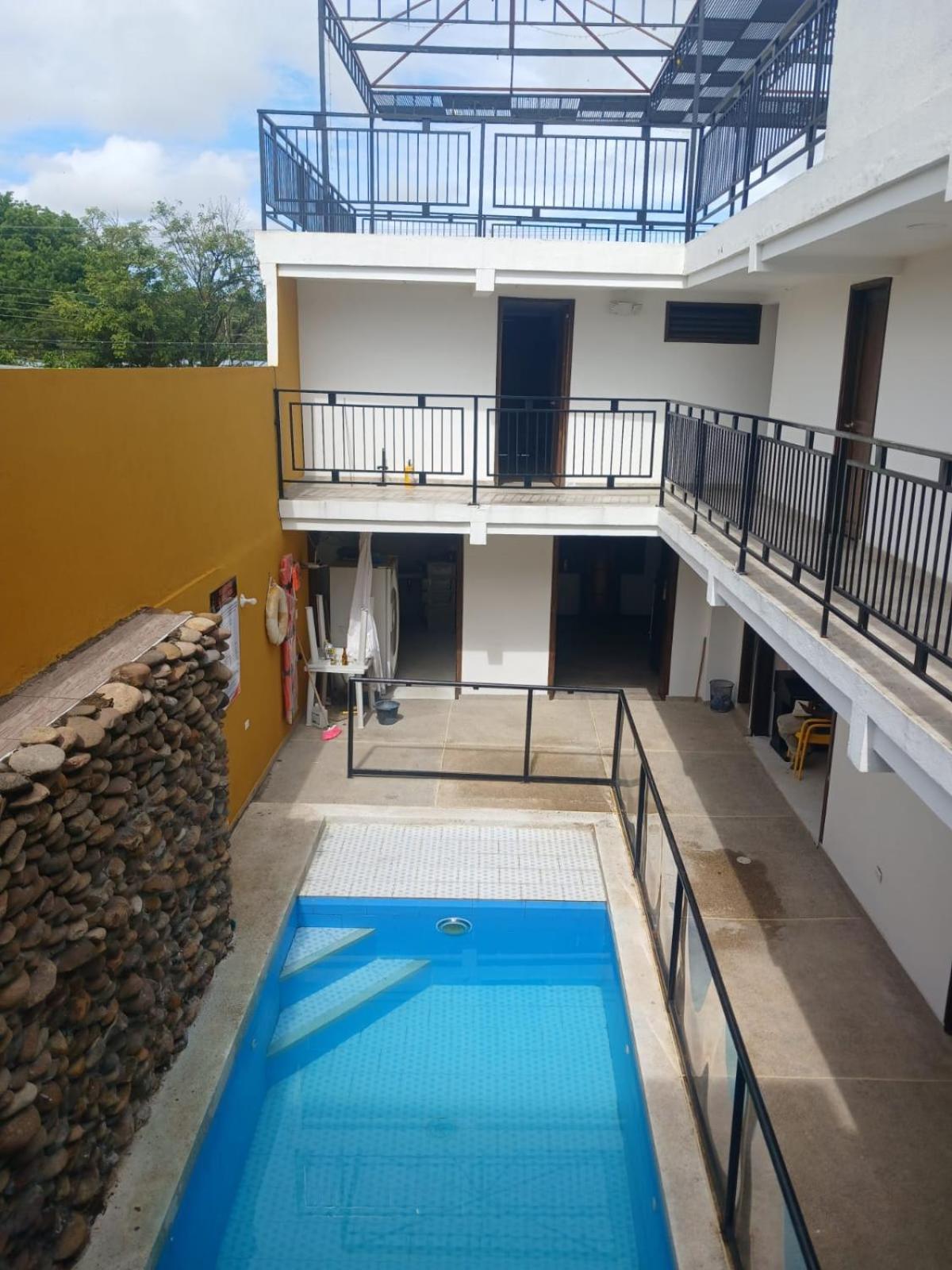 Hotel Victoria Queen Villavieja Bagian luar foto